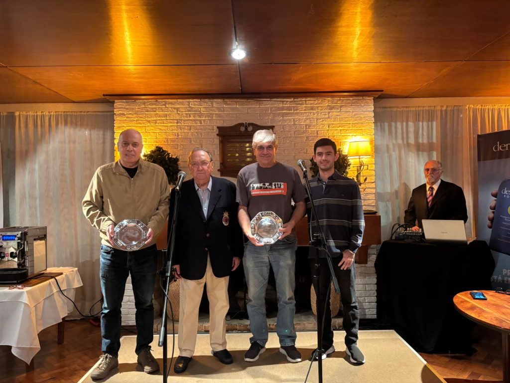 CAMPEONES NACIONALES DE PAREJAS LIBRES 2025